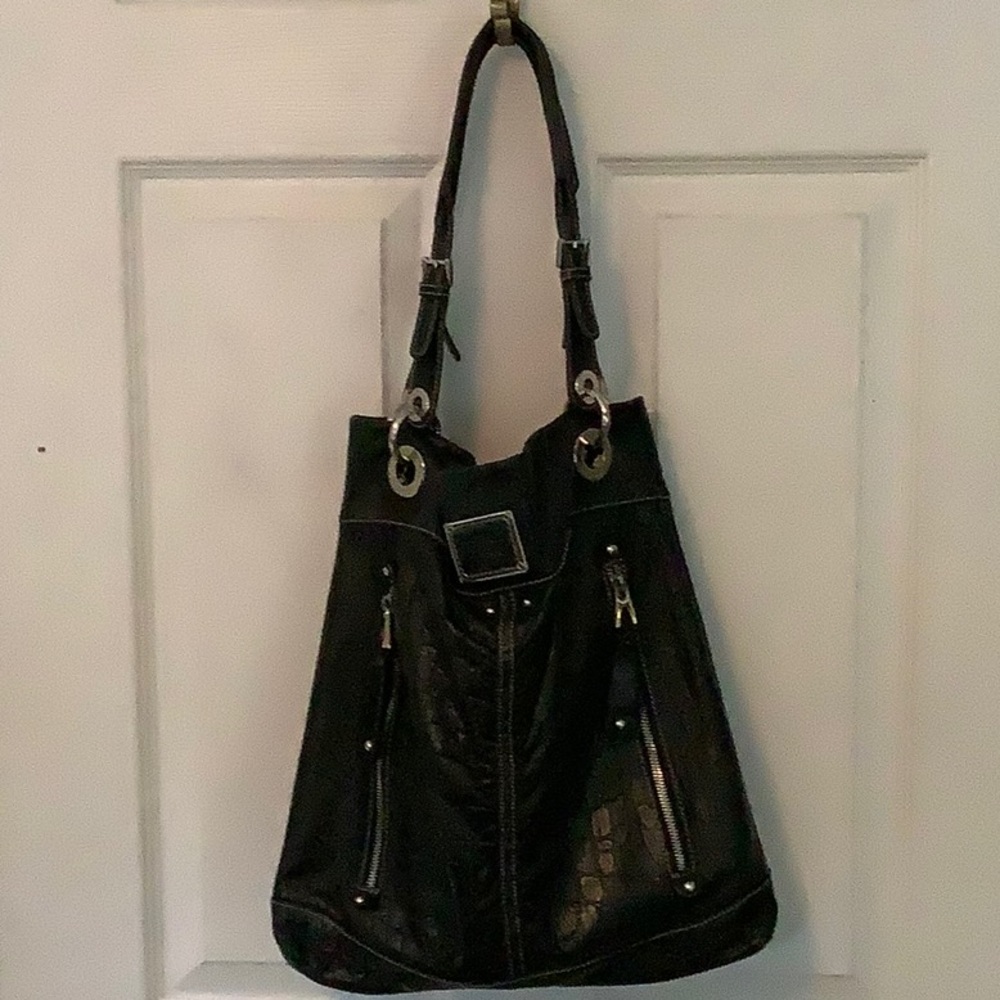 B Makowsky Leather Shoulder bag in Black SALE PRICE!